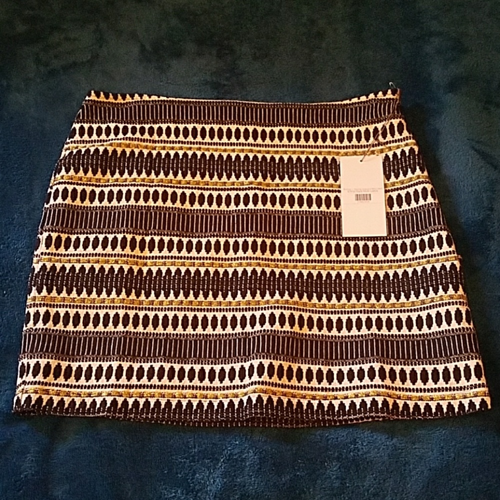 Jaquard Mini Skirt